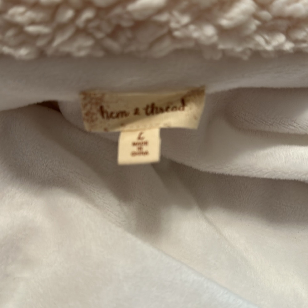 Hem & thread cream jacket - Picture 8 of 9